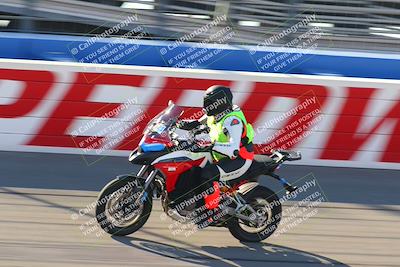 media/Jan-21-2022-Fastrack Riders (Fri) [[90b5309cc6]]/Level 1/Session 1 Front Straight/